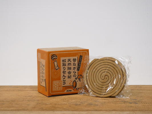 昔ながらの天然除虫菊蚊取りせんこう