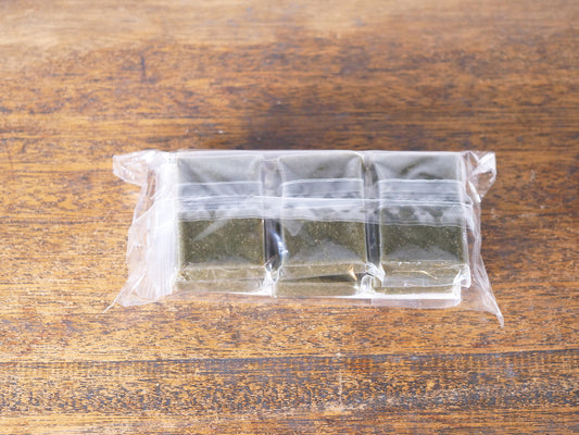 有機玄米よもぎもち