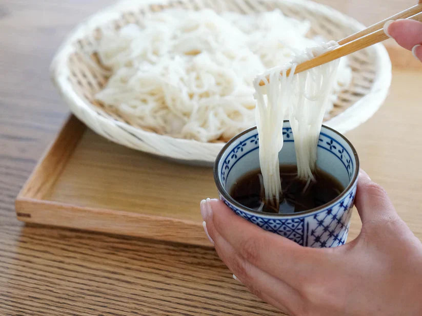 特集商品を更新しました！これからの季節に大活躍の「おいしいつゆ＆播州手延素麺」や「国産有機麦茶 20P」を含め、どーんと20品目が今だけお買い求め易く！